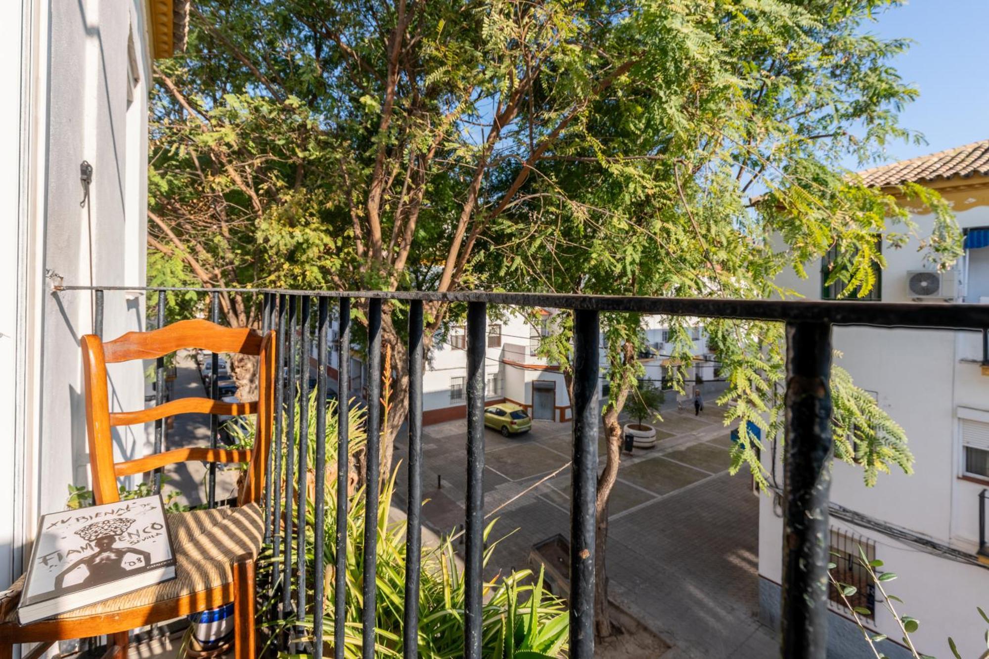 Apartamento Triana Los Remedios Sevilla Buitenkant foto