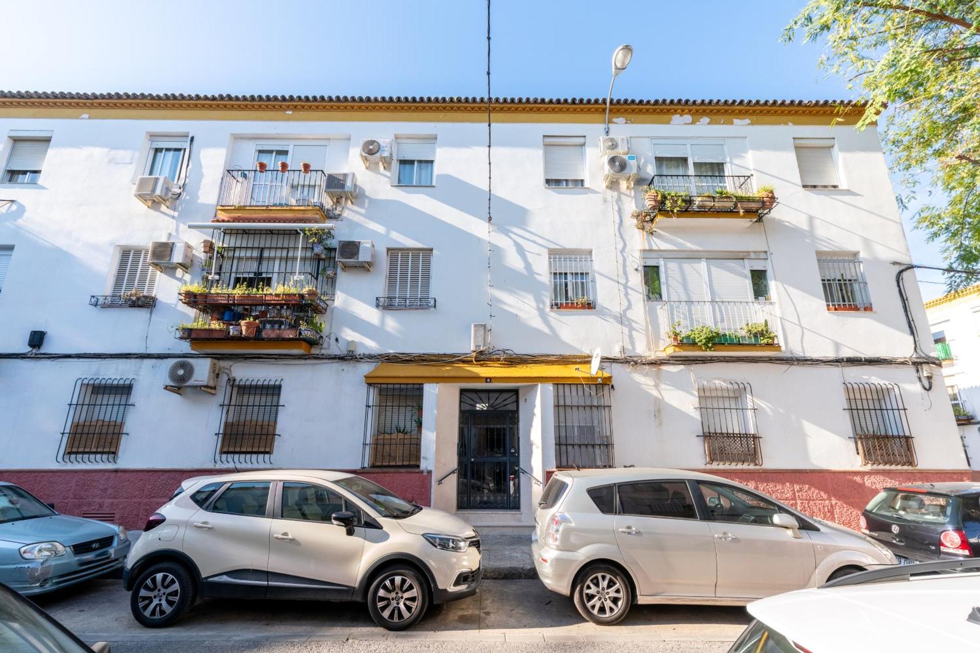 Apartamento Triana Los Remedios Appartement Sevilla Buitenkant foto