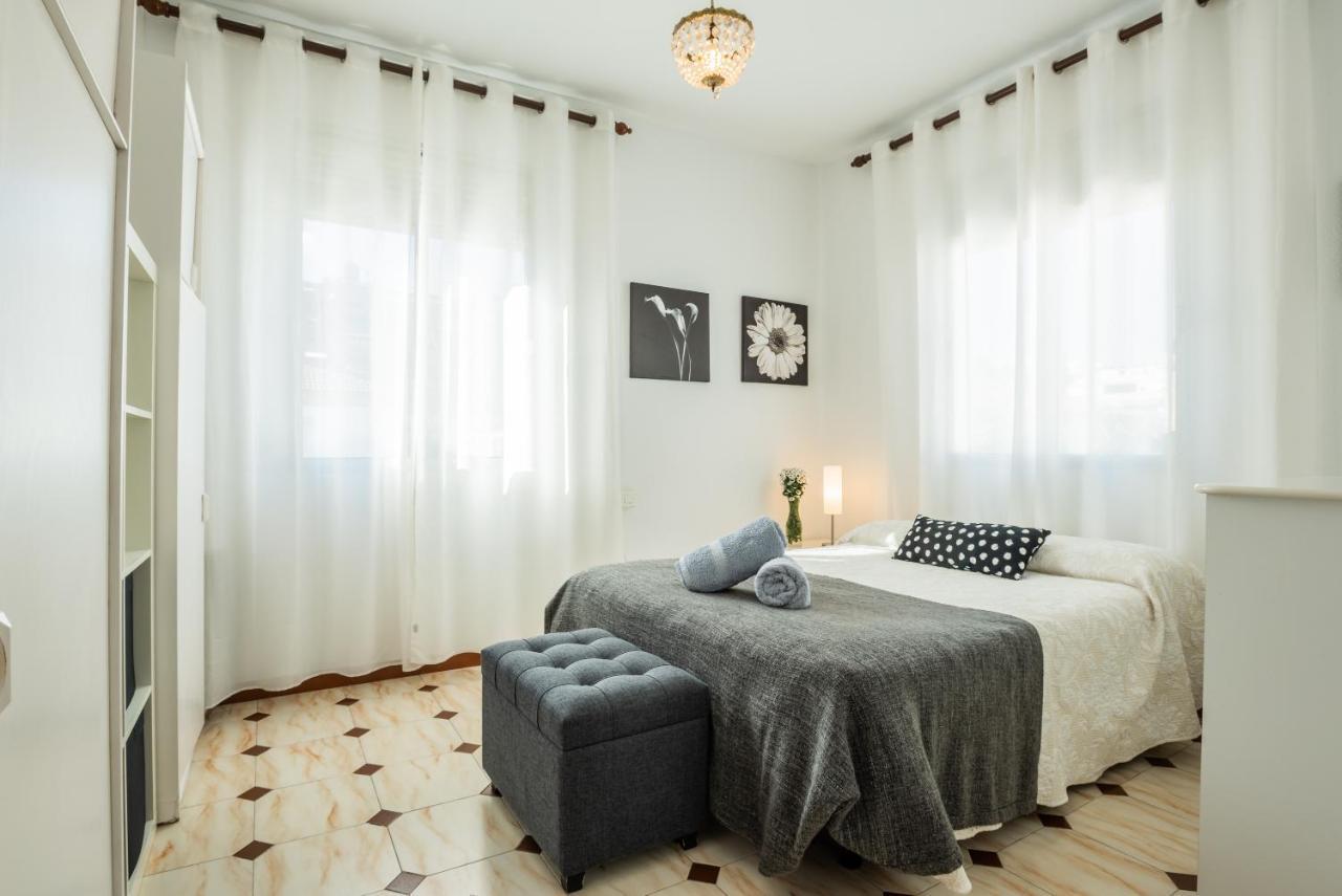 Apartamento Triana Los Remedios Appartement Sevilla Buitenkant foto