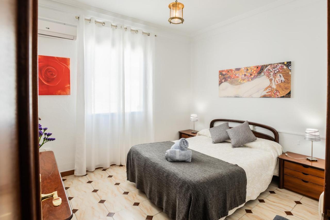 Apartamento Triana Los Remedios Appartement Sevilla Buitenkant foto